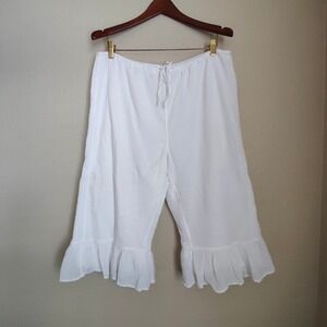 UO White Cotton Gauze Bloomers Capris Ruffle Hem Cottagecore Boho Festival Large
